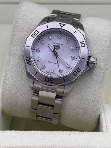 TAG Heuer Aquaracer Professional 200
